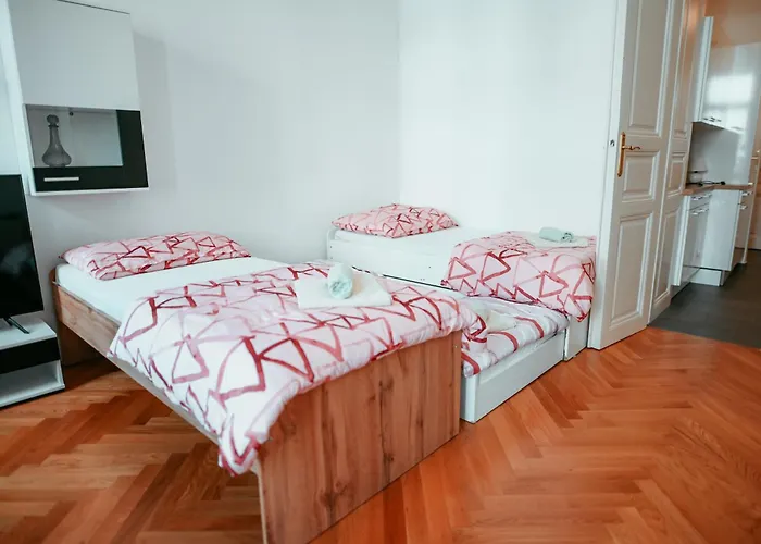 Raimond 12 Vienna
